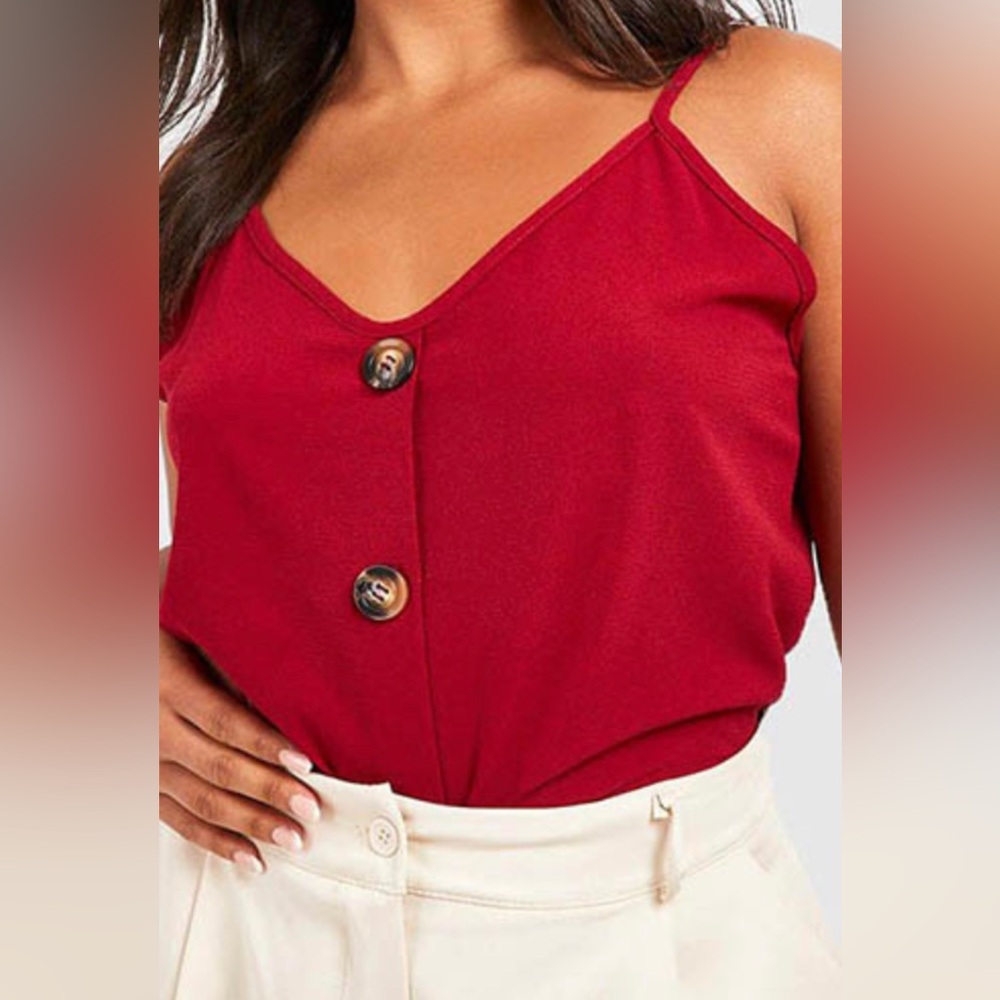 Reitmans a new day Red Button-Front Camisole
